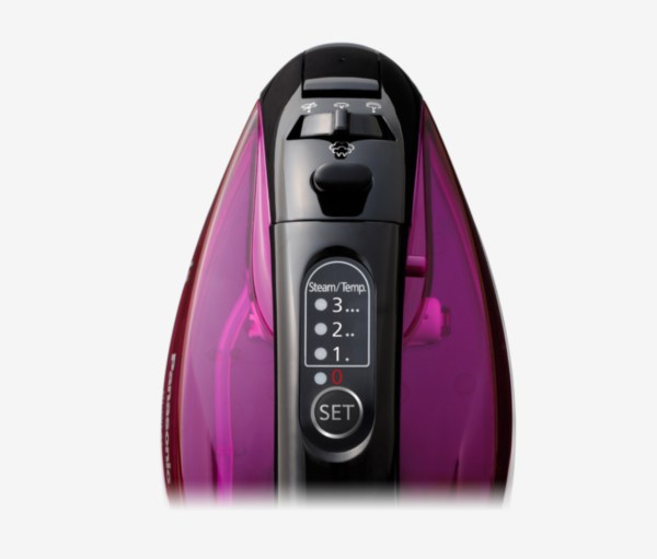 Panasonic Steam Iron 550W, Cordless NI-WL41VTV - Image 3